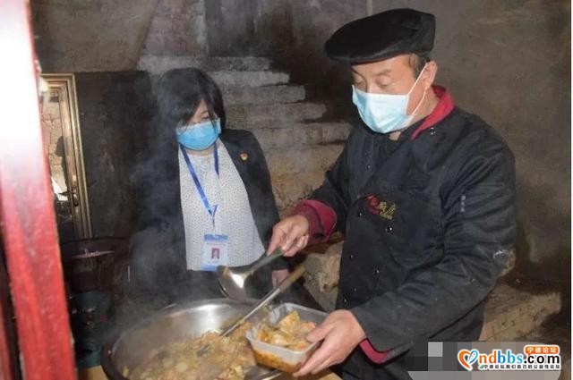 “疫控”“复工”双推进“住乡联村”干部显担当-11.jpg