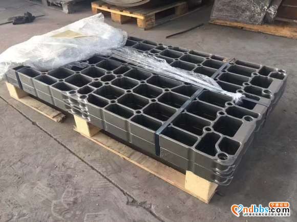 精密铸件，标准铸件。 各类五金，机械配件，发动机配件等等！-4.jpg