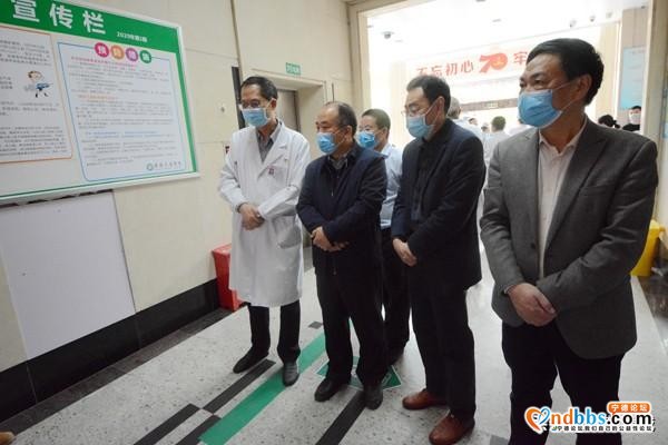 区人大常委会调研新冠肺炎疫情防控和经济社会发展工作情况-8.jpg