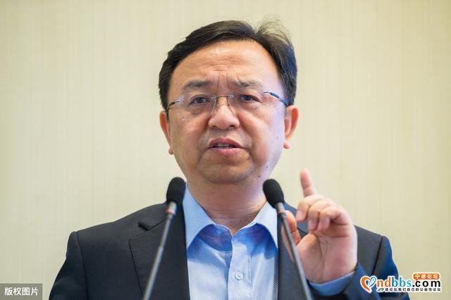 大幅落后宁德时代，王传福怒怼：一味追求能量密度不理性-1.jpg