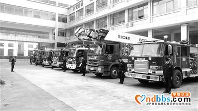 宁德市消防救援支队举行哀悼活动-1.jpg