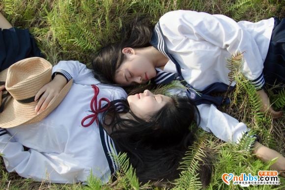 真不知道你们这些女的为什么会喜欢男人，男人有什么好的，脸长得-1.jpg