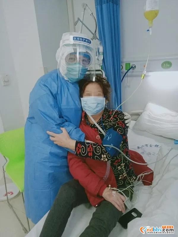 英雄归来！援鄂医疗队第二批队员明日返蕉-8.jpg