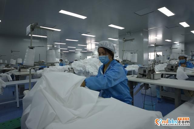 区领导带队调研区工商联会员企业-7.jpg