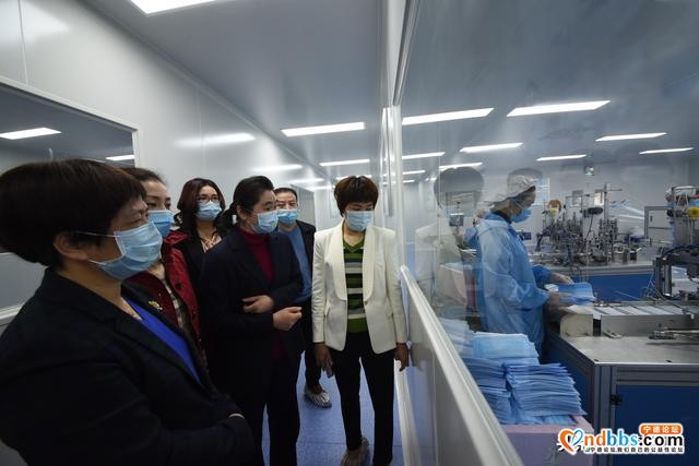 区领导带队调研区工商联会员企业-5.jpg