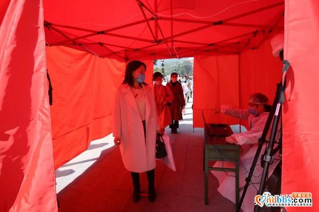 区实验小学东校区开展防疫模拟演练-5.jpg