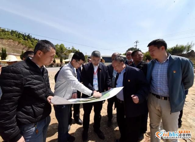 何必良调研重点项目建设：倒排工期，挂图作战！-2.jpg