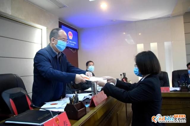 蕉城区十七届人大常委会第二十七次会议召开-6.jpg