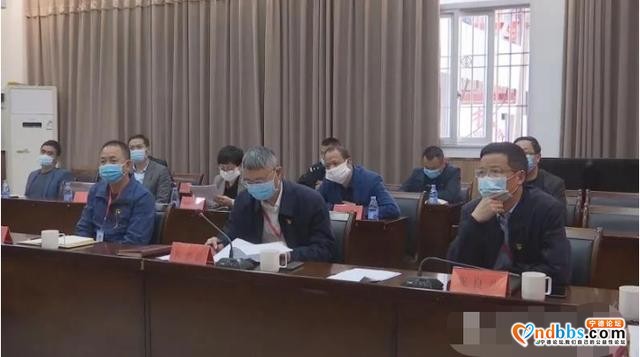 群众利益无小事，何必良在区政府“零距离”听民意解民忧-3.jpg