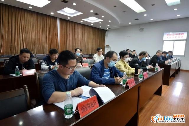 蕉城区召开全民国家安全教育日密码法治宣传教育学习会-4.jpg