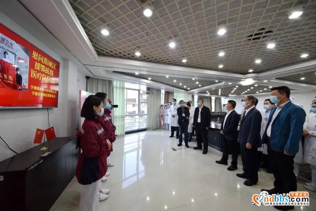 “你们是蕉城人民的骄傲！”何必良看望慰问宁德人民医院援鄂最美“逆行者”-3.jpg