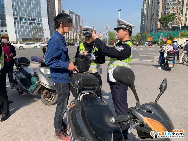 超标电动车在城区还能骑多久？交警答复来了-8.jpg