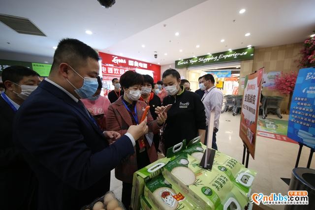 蕉南街道人大工委组织代表开展企业复工复产及城市治理视察调研活动-2.jpg