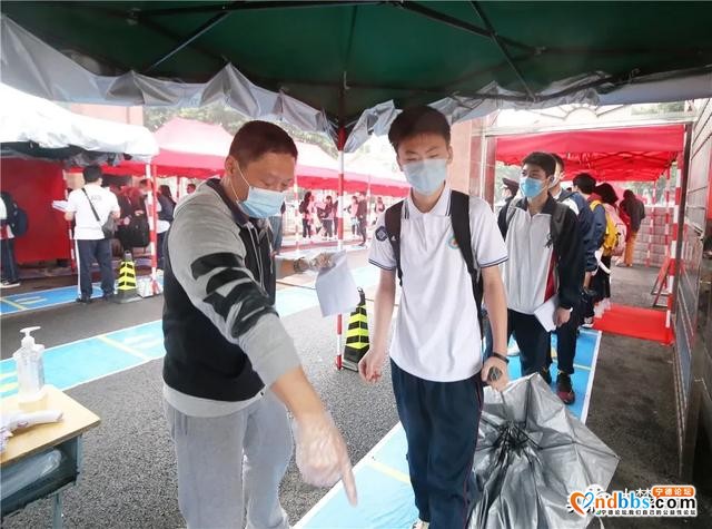 大梦视频丨今日，蕉城区4167名初三学生回到课堂……-6.jpg