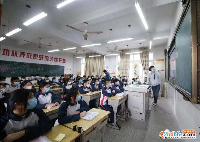 大梦视频丨今日，蕉城区4167名初三学生回到课堂……-8.jpg