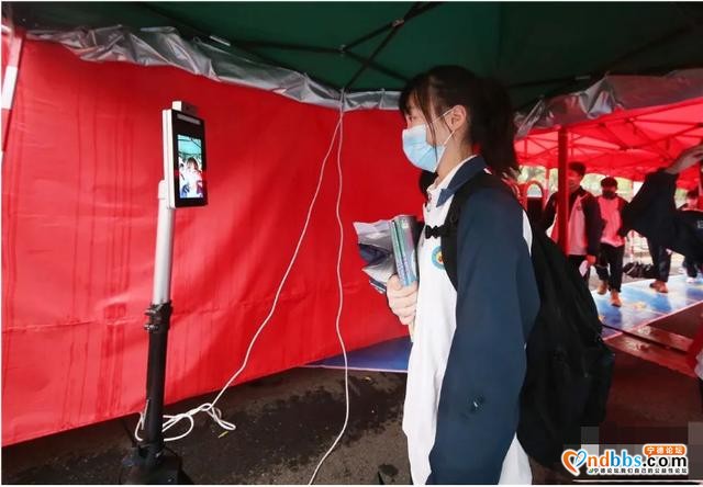 蕉城区4167名初三学生回到课堂-4.jpg