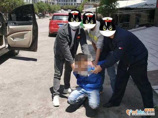 霸气！蕉城公安10小时连破两起飞车抢夺案-2.jpg
