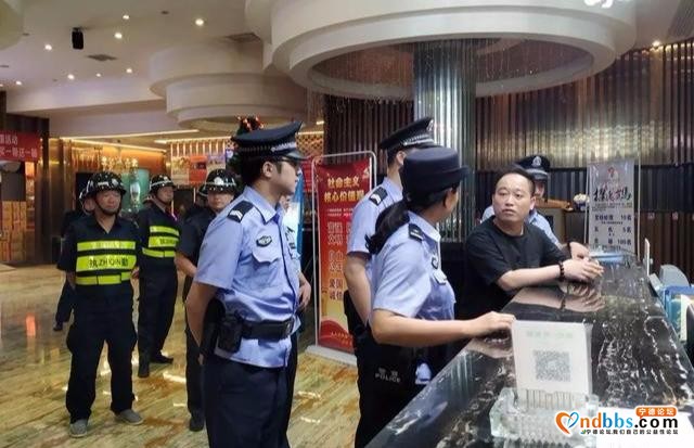 福建东侨环东方伟业广场商圈巡防队以服务践行新使命-4.jpg