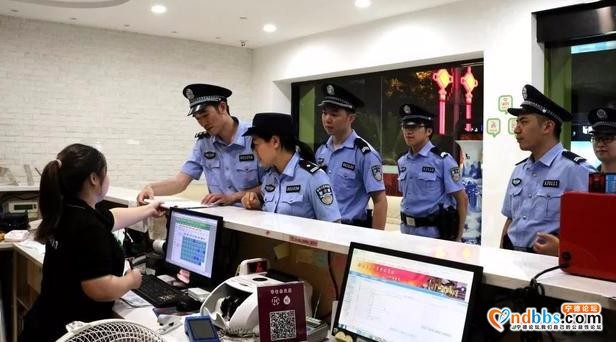福建东侨环东方伟业广场商圈巡防队以服务践行新使命-3.jpg