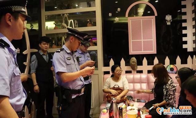 福建东侨环东方伟业广场商圈巡防队以服务践行新使命-9.jpg