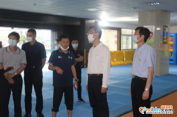 福建省体育局局长林作明到宁德市调研体育产业疫情防控和复工复产情况-4.jpg