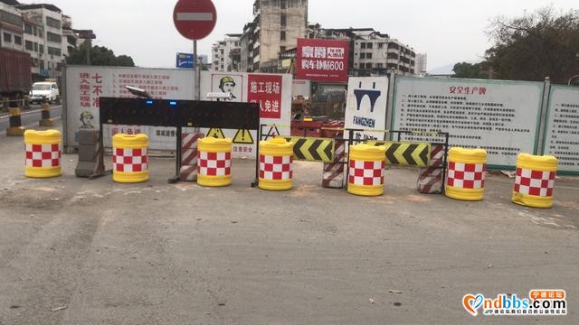 扩散！明起蕉城溪峰路华新圆盘到新车站国道全线禁止停放任何车辆-1.jpg
