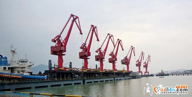 宁德市新闻：今年实施重点项目40多个——湾坞：奋进中的不锈钢小镇-2.jpg