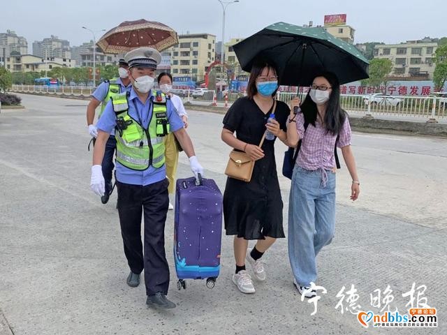 宁德师院900余名毕业生返校-1.jpg