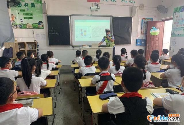 “一盔一带”安全守护，宁德交警在行动-11.jpg
