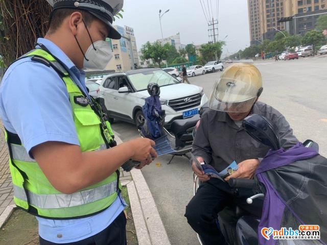 “一盔一带”安全守护，宁德交警在行动-23.jpg