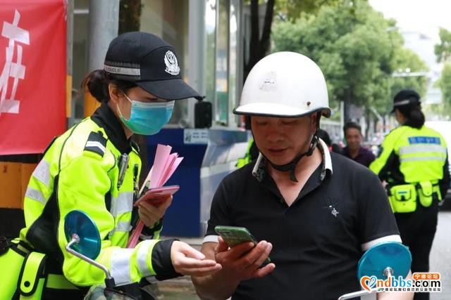 “一盔一带”安全守护，宁德交警在行动-21.jpg