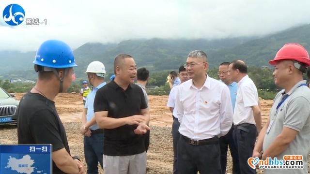 重点项目进展如何？何必良现场办公协调解决这些问题-6.jpg