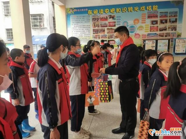 与爱同行 情暖“六一”丨我市各级工会开展“六一”儿童节慰问活动-10.jpg