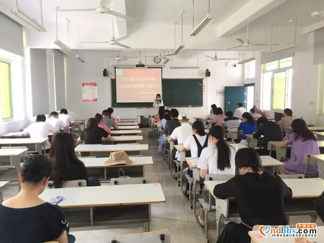 宁德职业技术学院：文化传媒系召开“学习宣传《习近平在宁德》与职业教育改革发展”专题研讨会-3.jpg
