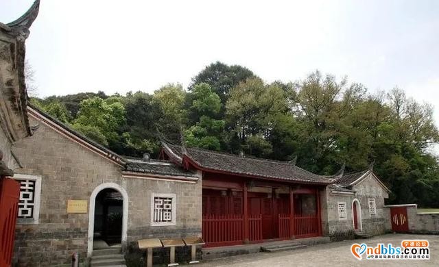 宁德火车站首趟旅游专列今开行！上车，一起游览汀州古城、古田会址、永定土楼-26.jpg