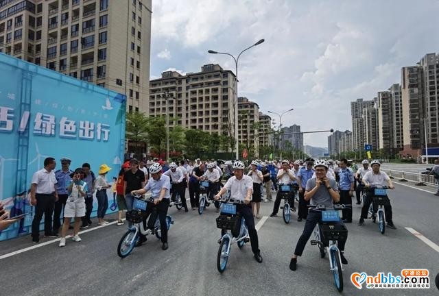 点赞！宁德市长梁伟新带头体验换电车骑行，你也一起来吧-9.jpg