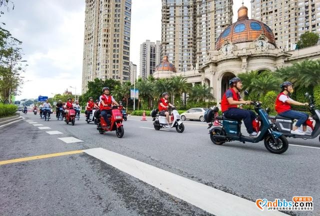 点赞！宁德市长梁伟新带头体验换电车骑行，你也一起来吧-8.jpg