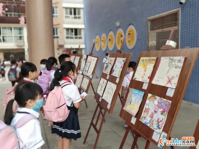 宁德市华侨小学：“英”为有你，show出精彩——科艺节系列活动之英语秀-43.jpg