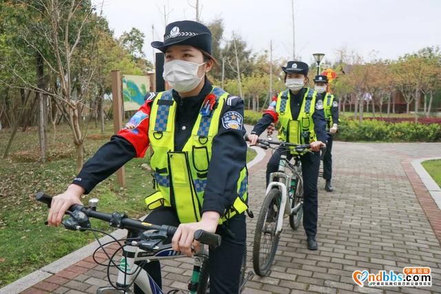「宁德警察故事」环东湖巡防队：用心守护，为百姓撑起一把“平安伞”-2.jpg