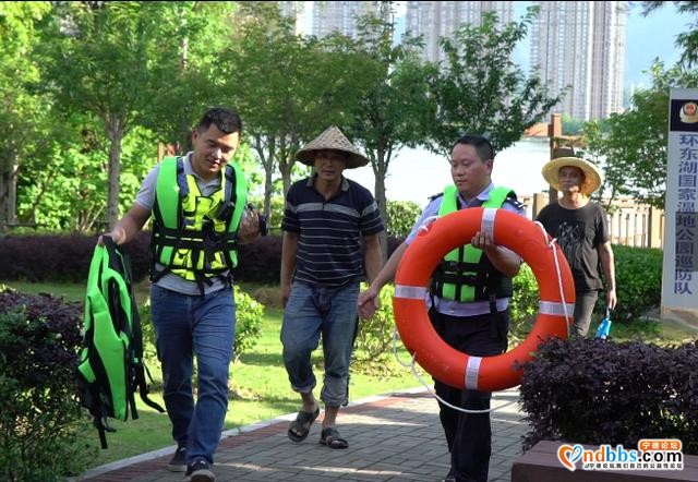 「宁德警察故事」环东湖巡防队：用心守护，为百姓撑起一把“平安伞”-8.jpg
