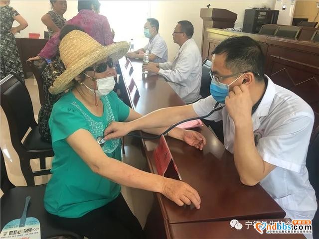宁德：义诊服务暖人心，志愿者在行动-2.jpg