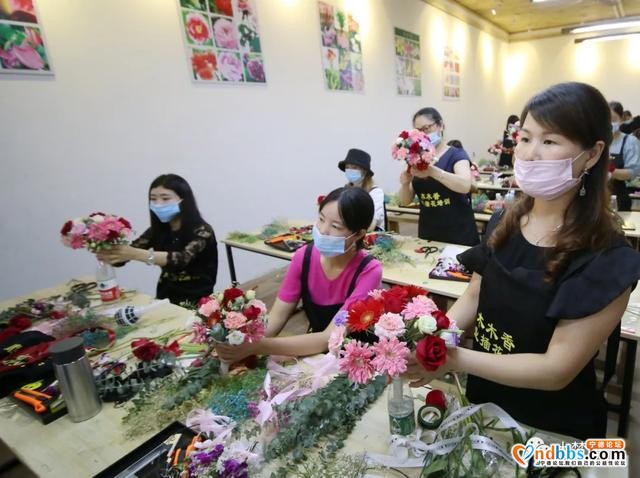 蕉城：解锁就业新技能，get插花技能成就花艺梦想-3.jpg