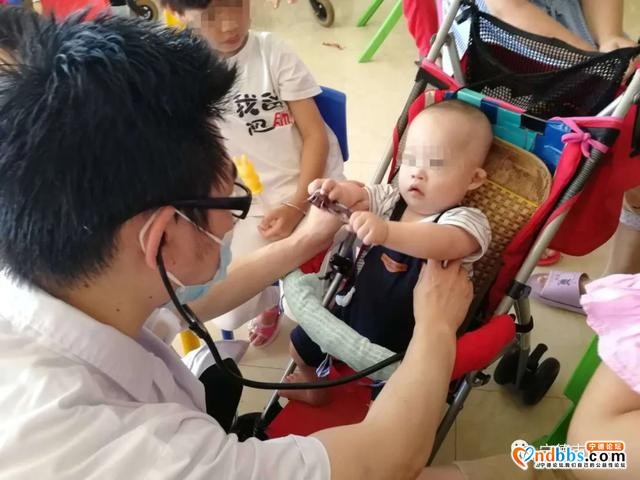 宁德市医院：我院团委组织志愿者到蕉城区儿童福利院开展“送健康送温暖”帮扶活动-2.jpg
