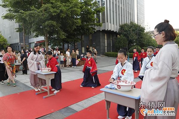 宁德市东侨经济开发区：“弘扬社会主义核心价值观·扣好人生第一粒扣子”主题活动举行-1.jpg