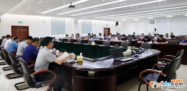 东侨开发区召开黑臭水体整治、防汛、河（湖）长制工作会议-2.jpg
