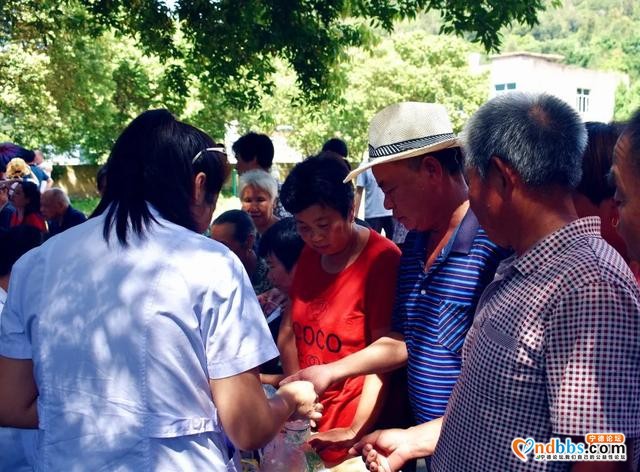 宁德：市委市直机关工委与宁德市医院联合开展“结对共建助力乡村振兴”活动-9.jpg