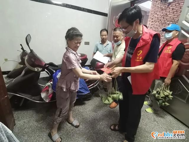“一只青粽，一缕浓情”| 蕉城区委组织部赴下宅园社区参加“端午·我们的节日-10.jpg