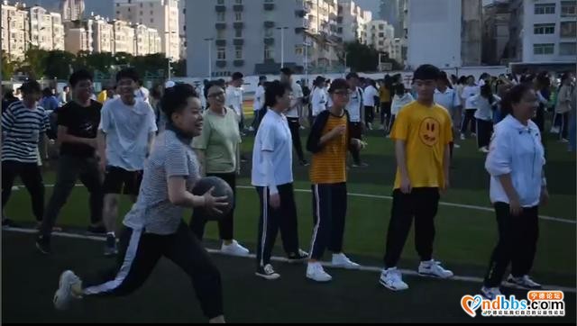 宁德市高级中学2020届高三团训减压活动剪影-3.jpg