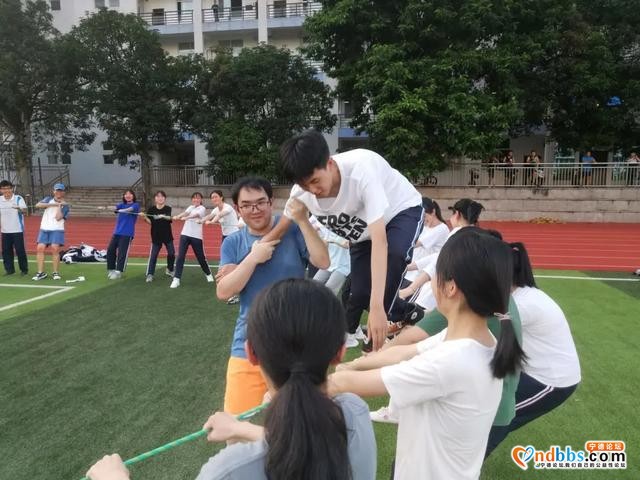 宁德市高级中学2020届高三团训减压活动剪影-8.jpg