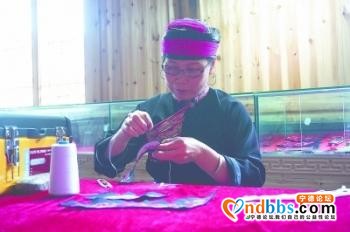 宁德：衣袂飘飘 畲舞畲服扮靓畲乡-1.jpg